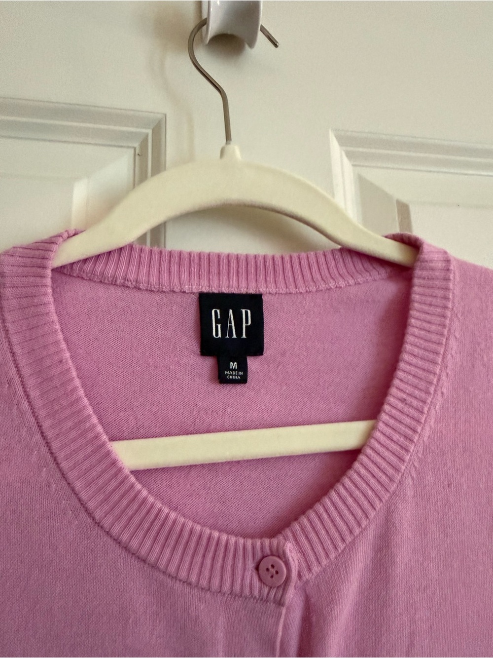 Gap Lightweight CashSoft Cardigan in Sugar Pink - Picture 7 of 9